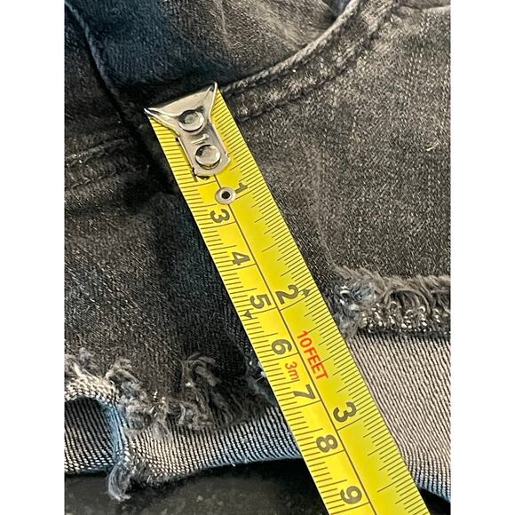 American Eagle Outfitters black faded Hi-rise Shortie denim shorts 12 - Picture 10 of 10